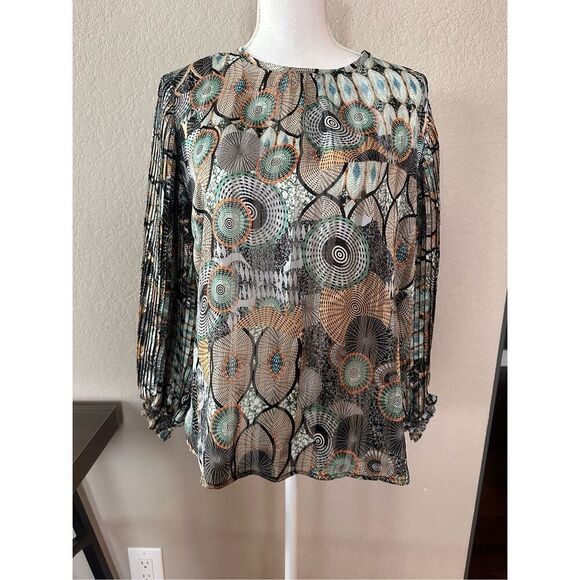 Flawless Multi Color Circle Design Blouse - Picture 1 of 7